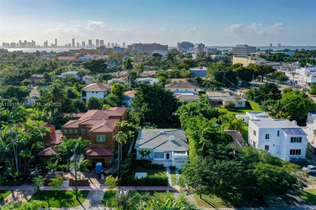 3760 Royal Palm Ave, Miami Beach, FL 33140