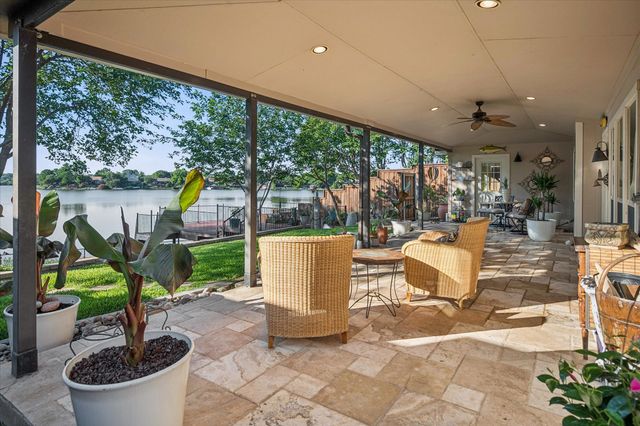 1303 Lakeshore Drive, Irving, TX 75060