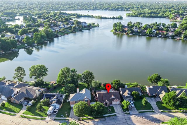 1303 Lakeshore Drive, Irving, TX 75060