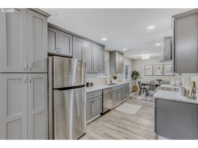 1330 Nw MURRAY Rd, Portland, OR 97229