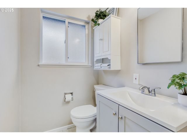 1330 Nw MURRAY Rd, Portland, OR 97229