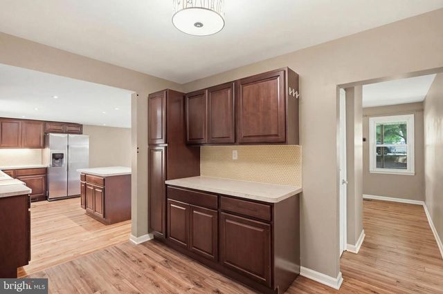 6713 BOXWOOD DR, Morningside, MD 20746