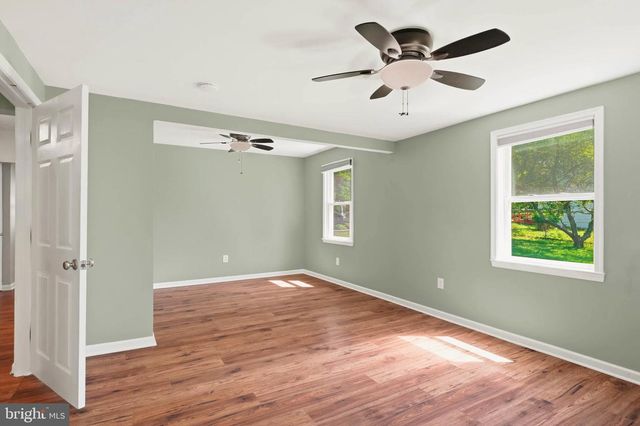 6713 BOXWOOD DR, Morningside, MD 20746