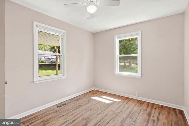 6713 BOXWOOD DR, Morningside, MD 20746
