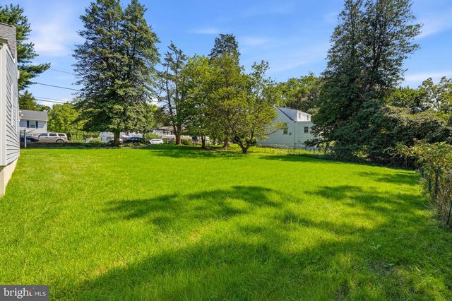 6713 BOXWOOD DR, Morningside, MD 20746