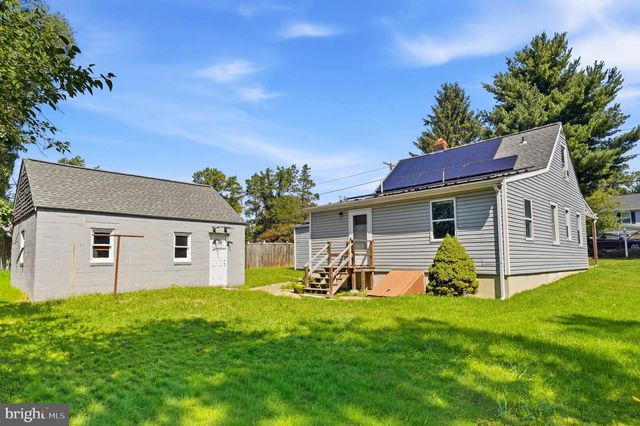 6713 BOXWOOD DR, Morningside, MD 20746