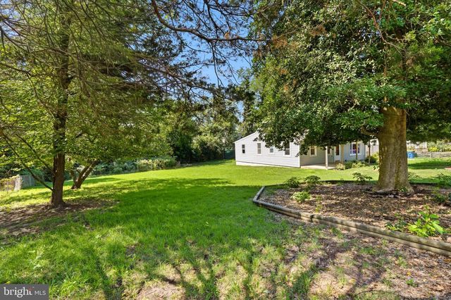 6713 BOXWOOD DR, Morningside, MD 20746