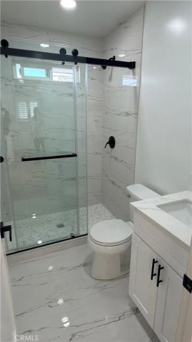 910 E 77th, Los Angeles, CA 90001