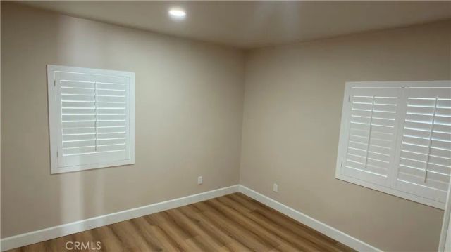 910 E 77th, Los Angeles, CA 90001