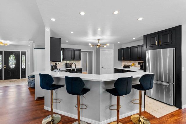 2949 PACKERLAND DRIVE, Green Bay, WI 54313