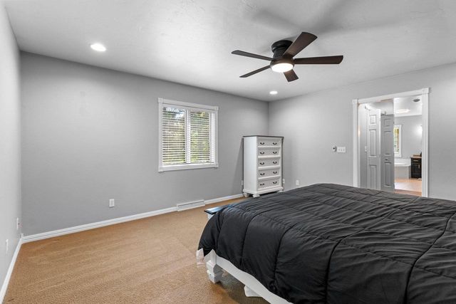 2949 PACKERLAND DRIVE, Green Bay, WI 54313