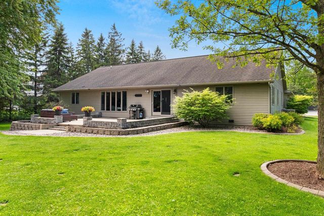 2949 PACKERLAND DRIVE, Green Bay, WI 54313