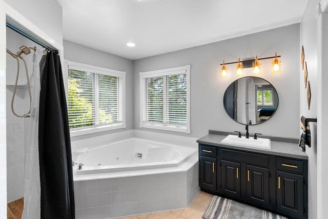 2949 PACKERLAND DRIVE, Green Bay, WI 54313