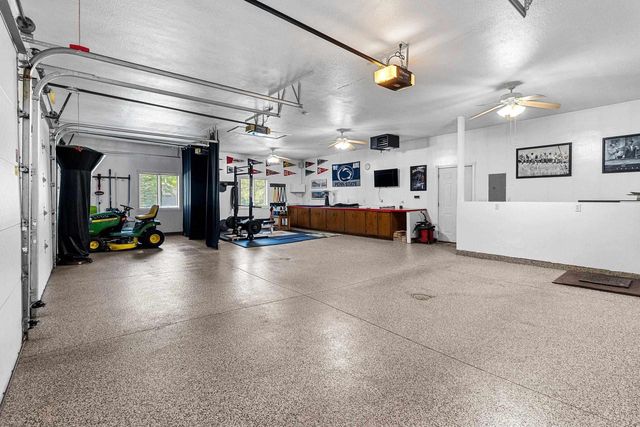 2949 PACKERLAND DRIVE, Green Bay, WI 54313