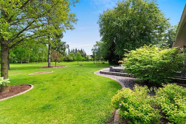 2949 PACKERLAND DRIVE, Green Bay, WI 54313