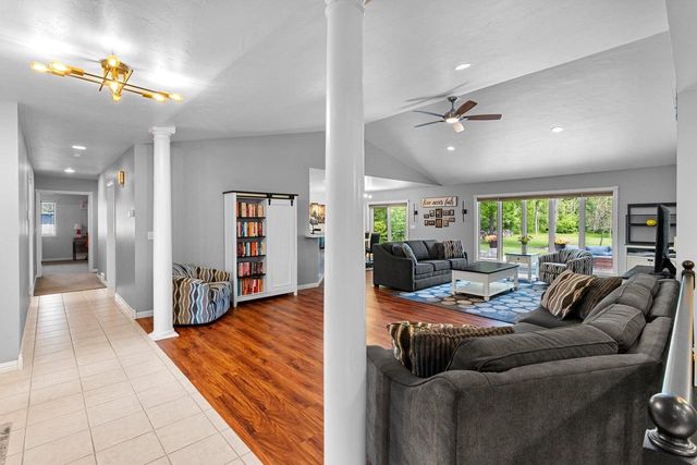 2949 PACKERLAND DRIVE, Green Bay, WI 54313