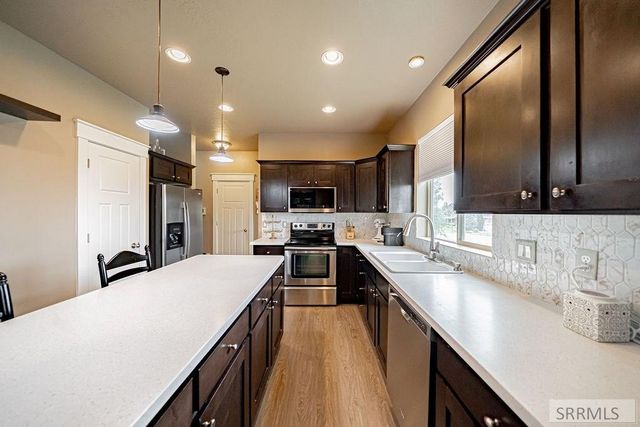 3060 S Chartwell Gardens, Ammon, ID 83406