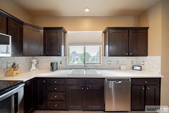 3060 S Chartwell Gardens, Ammon, ID 83406
