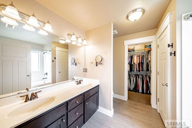 3060 S Chartwell Gardens, Ammon, ID 83406