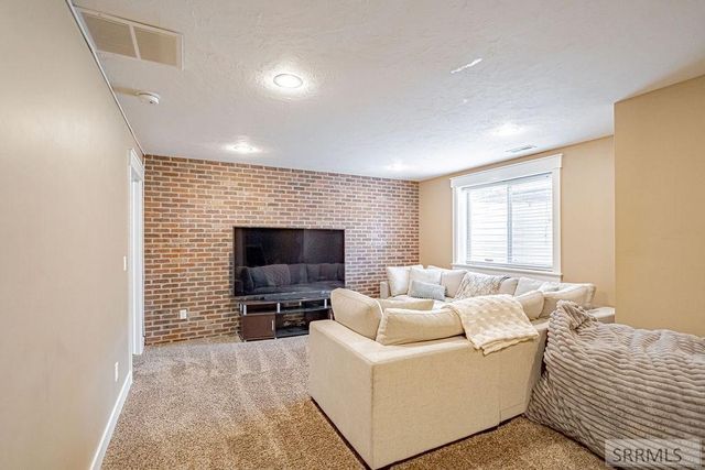 3060 S Chartwell Gardens, Ammon, ID 83406