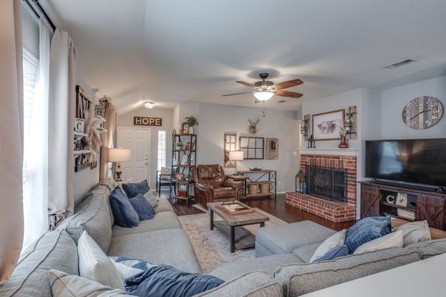 304 Mary Kay Court, Burleson, TX 76028