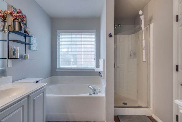 304 Mary Kay Court, Burleson, TX 76028