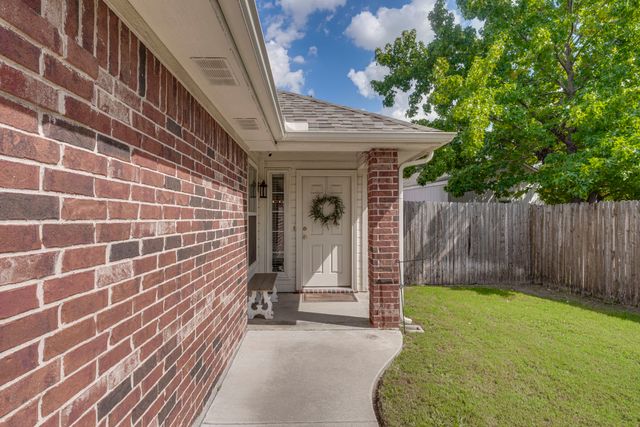 304 Mary Kay Court, Burleson, TX 76028