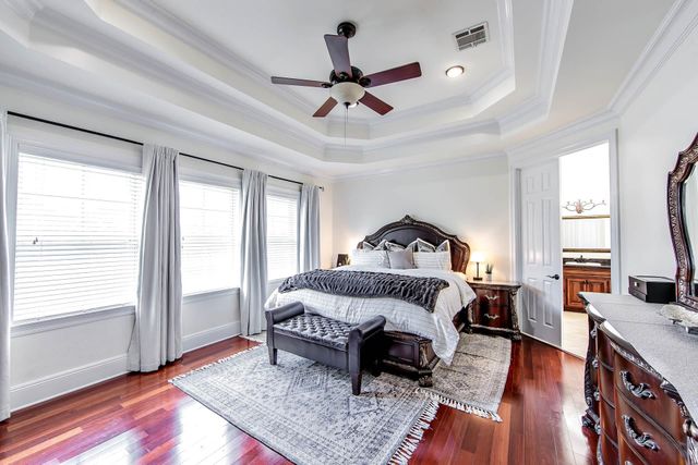 310 Lakewood Dr, Houma, LA 70360