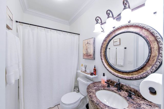 310 Lakewood Dr, Houma, LA 70360