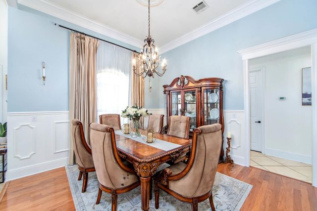 310 Lakewood Dr, Houma, LA 70360