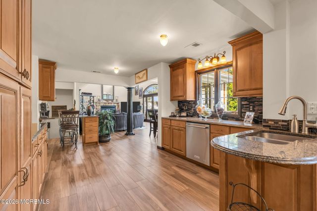 59 Augusta Street, Tinton Falls, NJ 07712