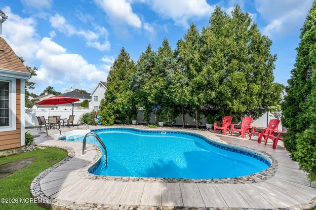 59 Augusta Street, Tinton Falls, NJ 07712