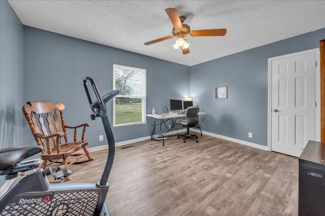 2242 Delay Dr, Lascassas, TN 37085