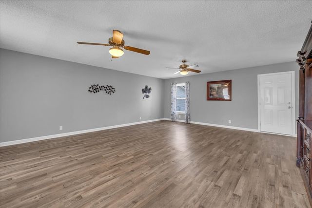 2242 Delay Dr, Lascassas, TN 37085