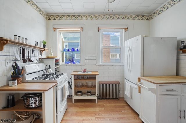 563 PIERSON STREET, Westfield Town, NJ 07090