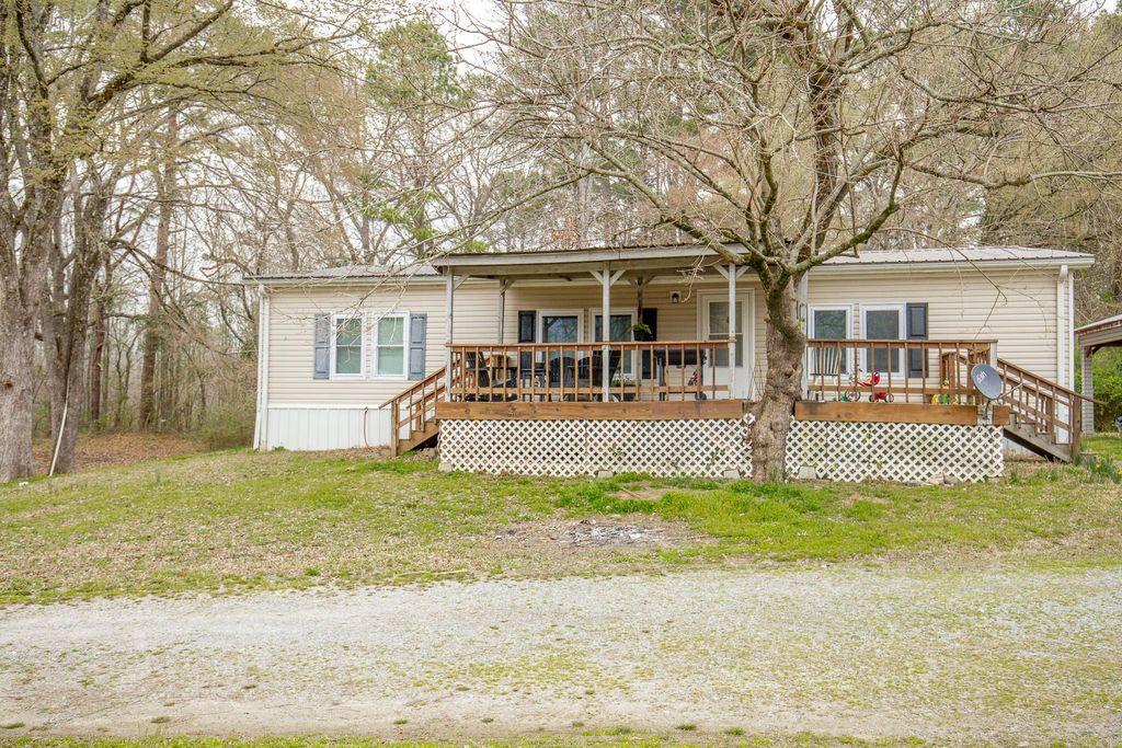 10807 Dollarway Rd., White Hall, AR 71602