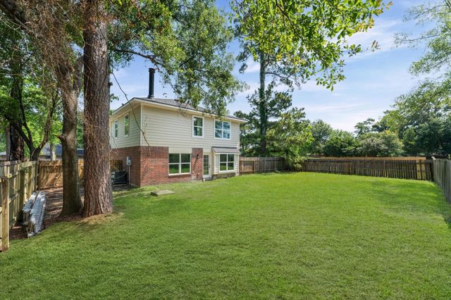 8026 Scarlet Tanager Drive, Humble, TX 77396