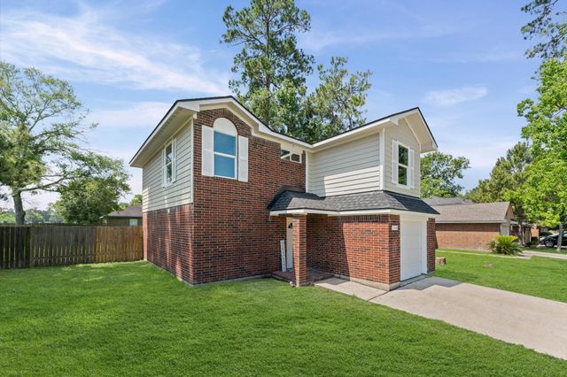 8026 Scarlet Tanager Drive, Humble, TX 77396