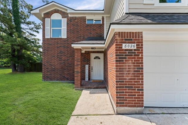 8026 Scarlet Tanager Drive, Humble, TX 77396