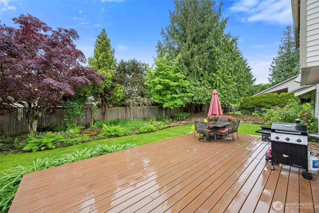 816 151st Place SW, Lynnwood, WA 98087