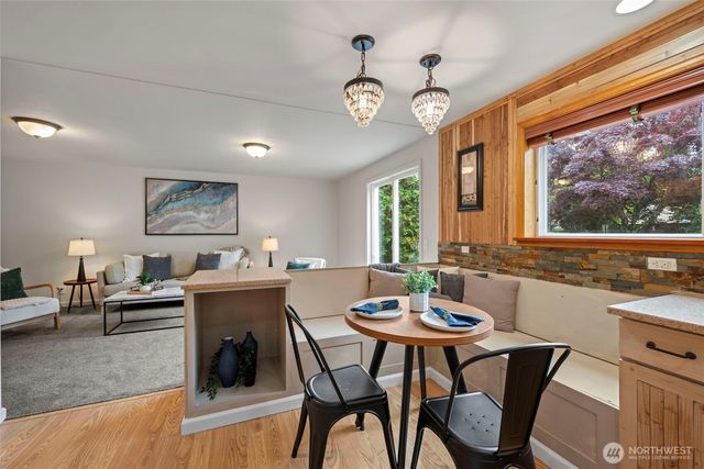 816 151st Place SW, Lynnwood, WA 98087