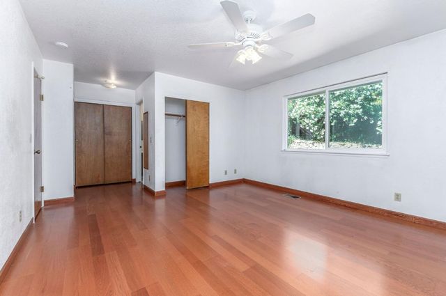 280 Apple Blossom Dr, Murphys, CA 95247
