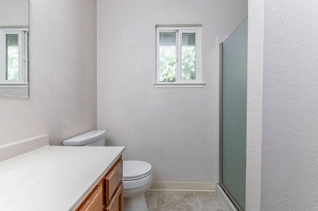 280 Apple Blossom Dr, Murphys, CA 95247