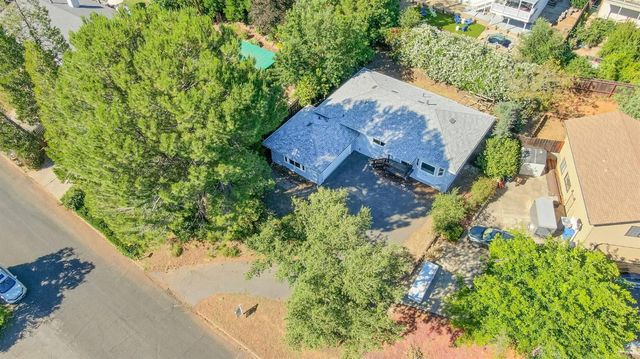 280 Apple Blossom Dr, Murphys, CA 95247