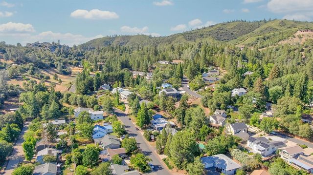 280 Apple Blossom Dr, Murphys, CA 95247
