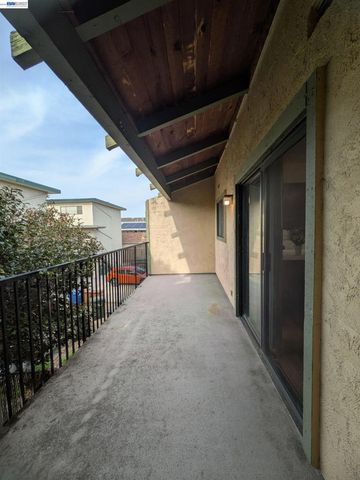 1851 Harrison St 13, Concord, CA 94520