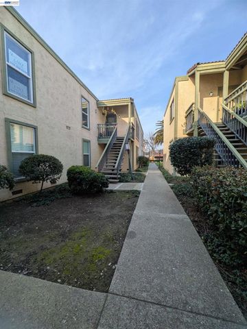 1851 Harrison St 13, Concord, CA 94520