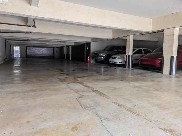 1851 Harrison St 13, Concord, CA 94520