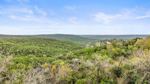 7504 Anaqua DR, Austin, TX 78750