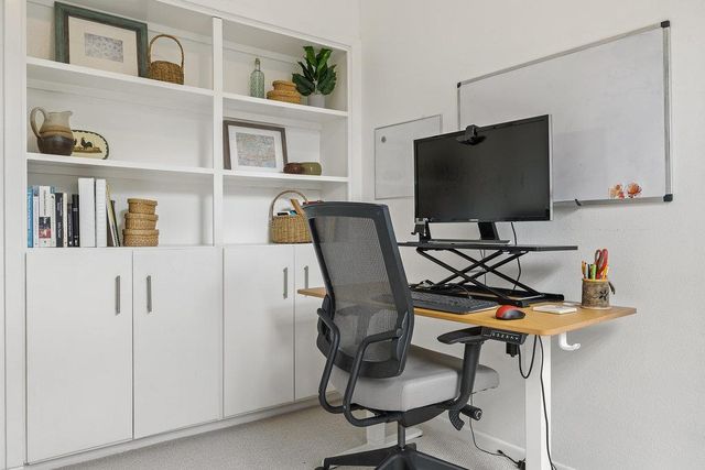 7504 Anaqua DR, Austin, TX 78750